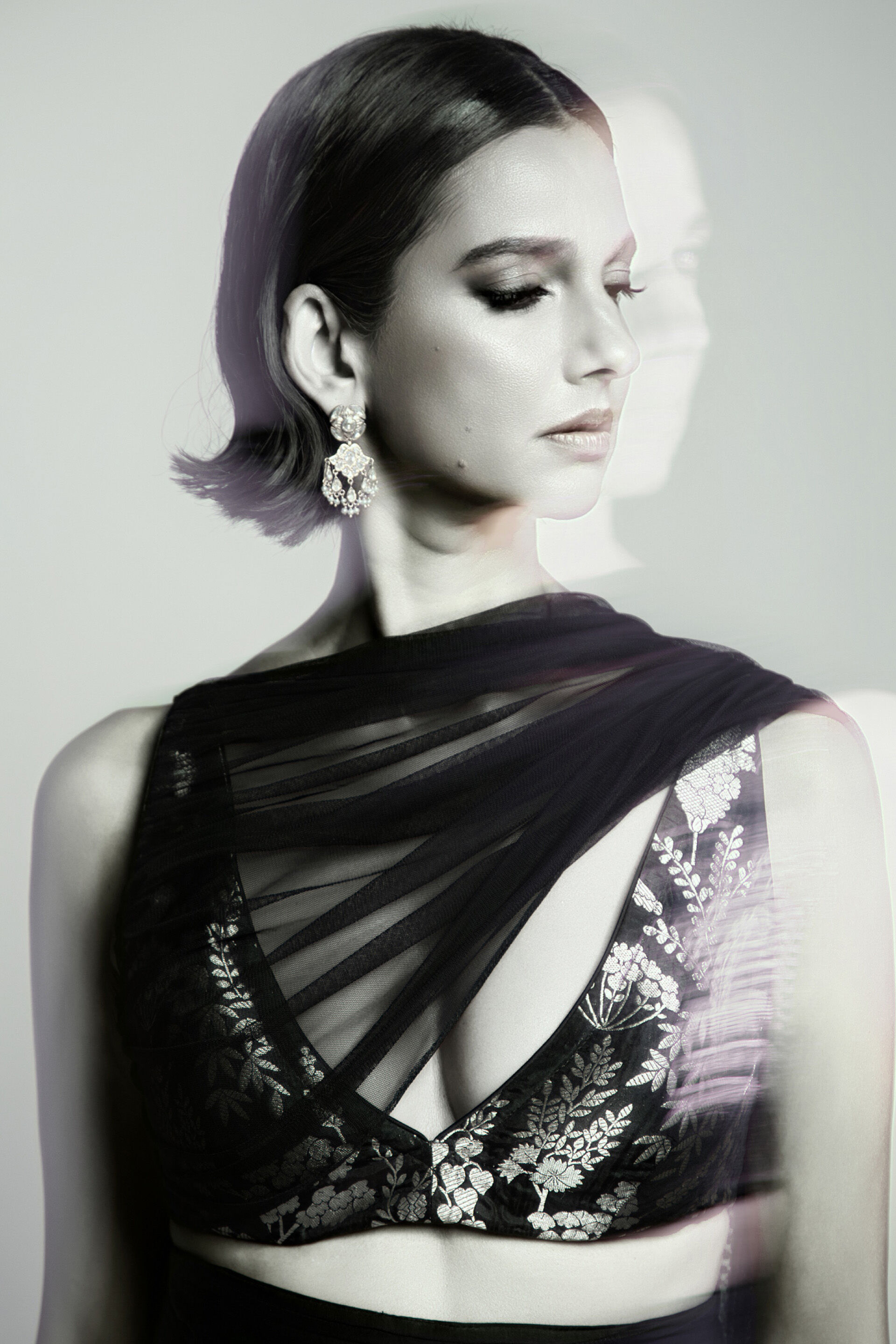 Masara Handwoven Benarasi Silk Draped Dupatta Set &ndash; Black, , image 4